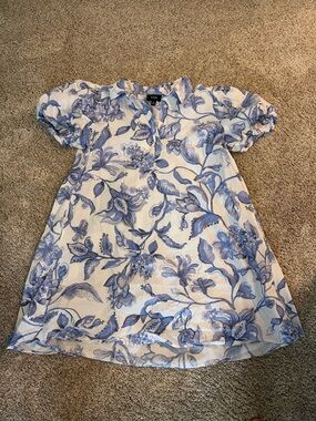 MSK White and Blue Watercolor Floral Button-Front Top